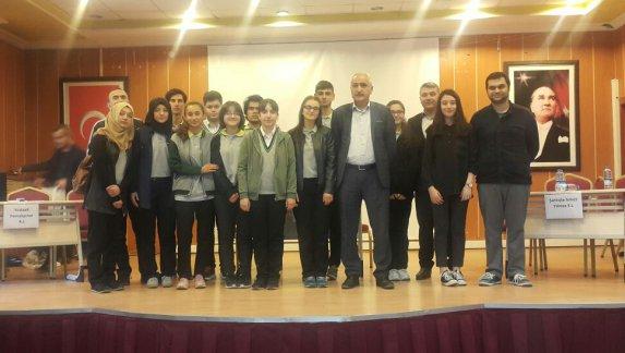 Sivasta Yapılan Liseler Arası Genel Kültür Bilgi Yarışmasında İsmet Yılmaz Fen Lisesi Finale Kaldı.