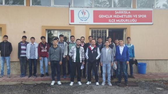 Liseli Gençlerimiz Gençlik ve Spor Bakanlığı tarafından düzenlenen Şehirler ve Kültürler-Yörelerimiz Projesi Kapsamında Nevşehir Gezisine Katıldılar.
