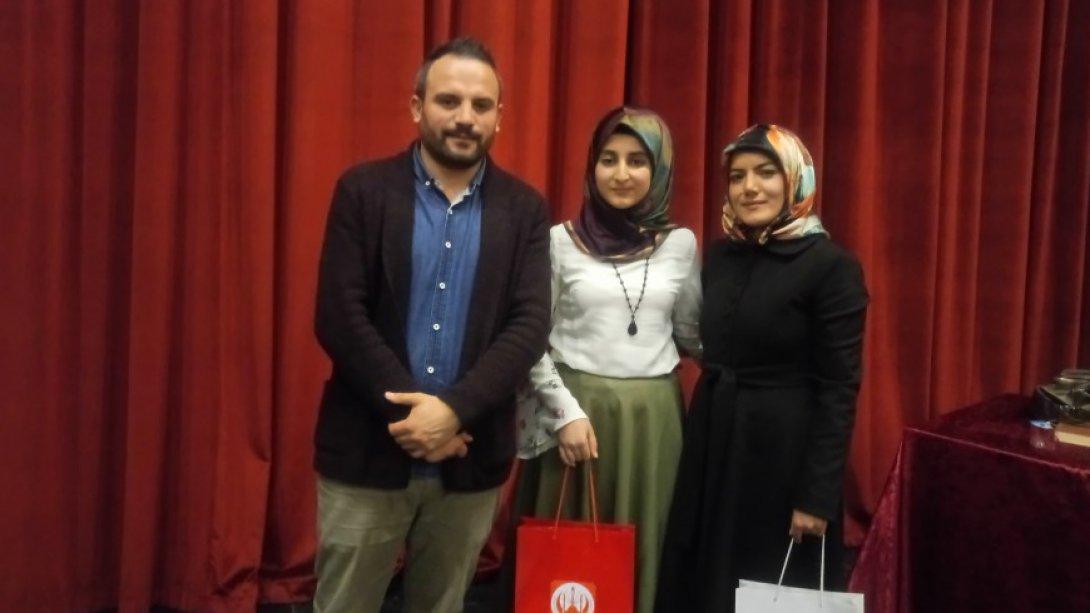 Şehit Özgür Gencer Kız Anadolu İmam Hatip Lisesi Başarıya Doymuyor.