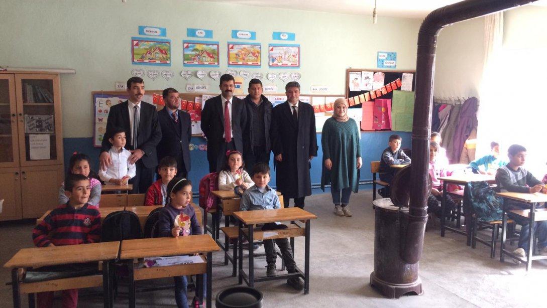İlçe kaymakamımız Akif PEKTAŞ Çanakçı İlkokulunu Ziyaret Etti.