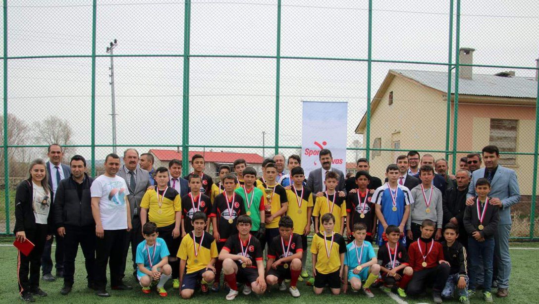 Beldeler Ortaokullar Arası Futbol Turnuvası Sonuçlandı.