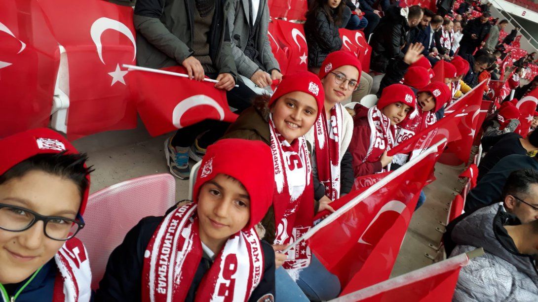 Minik Yiğidolar Sivasspor-Galatasaray Maçında