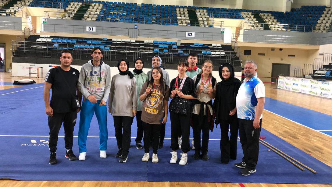 Öğrencilerimiz Wushu Kung Fu Okul Sporları Türkiye Şampiyonasında 3 Altın Kazandı