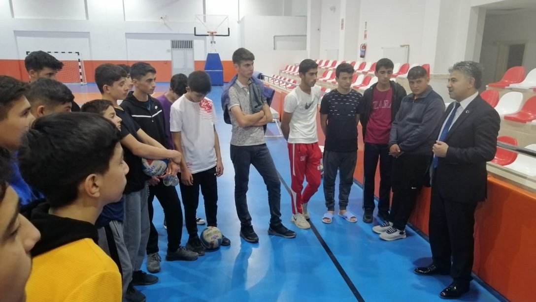 Şarkışla Anadolu İmam Hatip  Lisesi Öğrenci Pansiyonuna Ziyaret