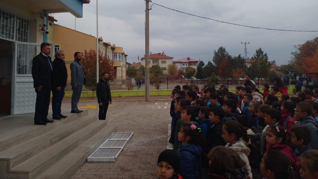 Milli Eğitim Müdürümüz Ekrem Yurt Kahraman Köseoğlu  İlkokulunu Ziyaret Etti