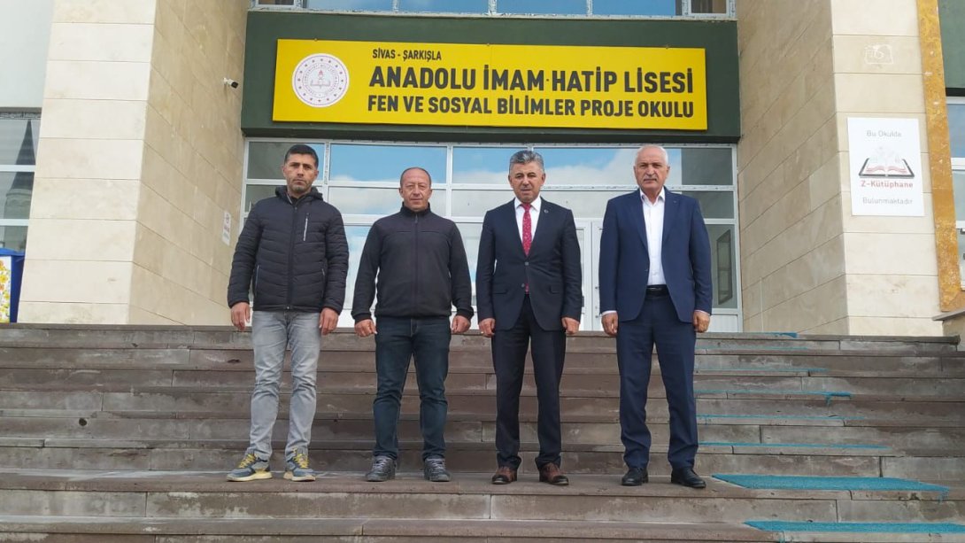 İlçe Milli Eğitim Müdürümüz Sayın Ekrem YURT, ÇEDES ve Vakti Kuşanmak Projeleri kapsamında, 13-21 Ekim İMAM HATİPLİLER HAFTASI münasebetiyle Şarkışla AİHL Fen ve Sosyal Bilimler Proje Okulunu ziyaret etti.